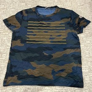 Men’s Moncler tshirt small s camo